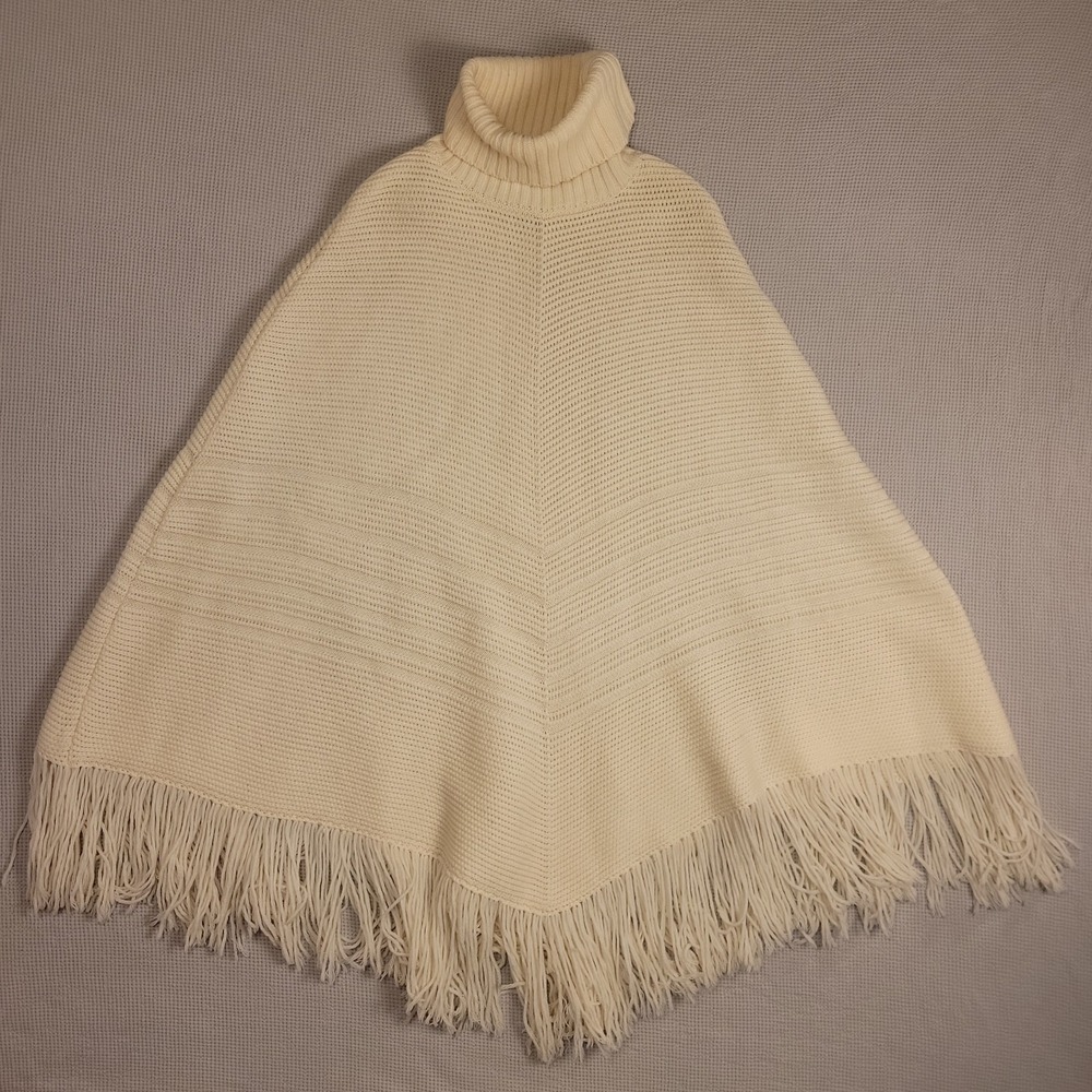 Banana Republic Extra Fina Italian Merino Wool Womens M/L Cream Fringe Poncho